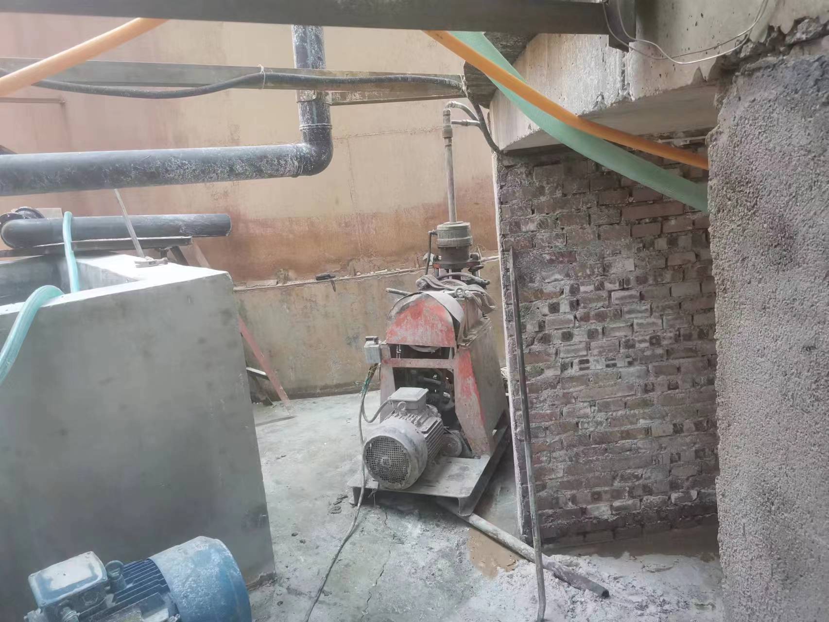 江岸回填土压密注浆