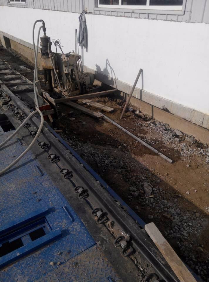 江岸注浆治理铁路高路基沉陷病害